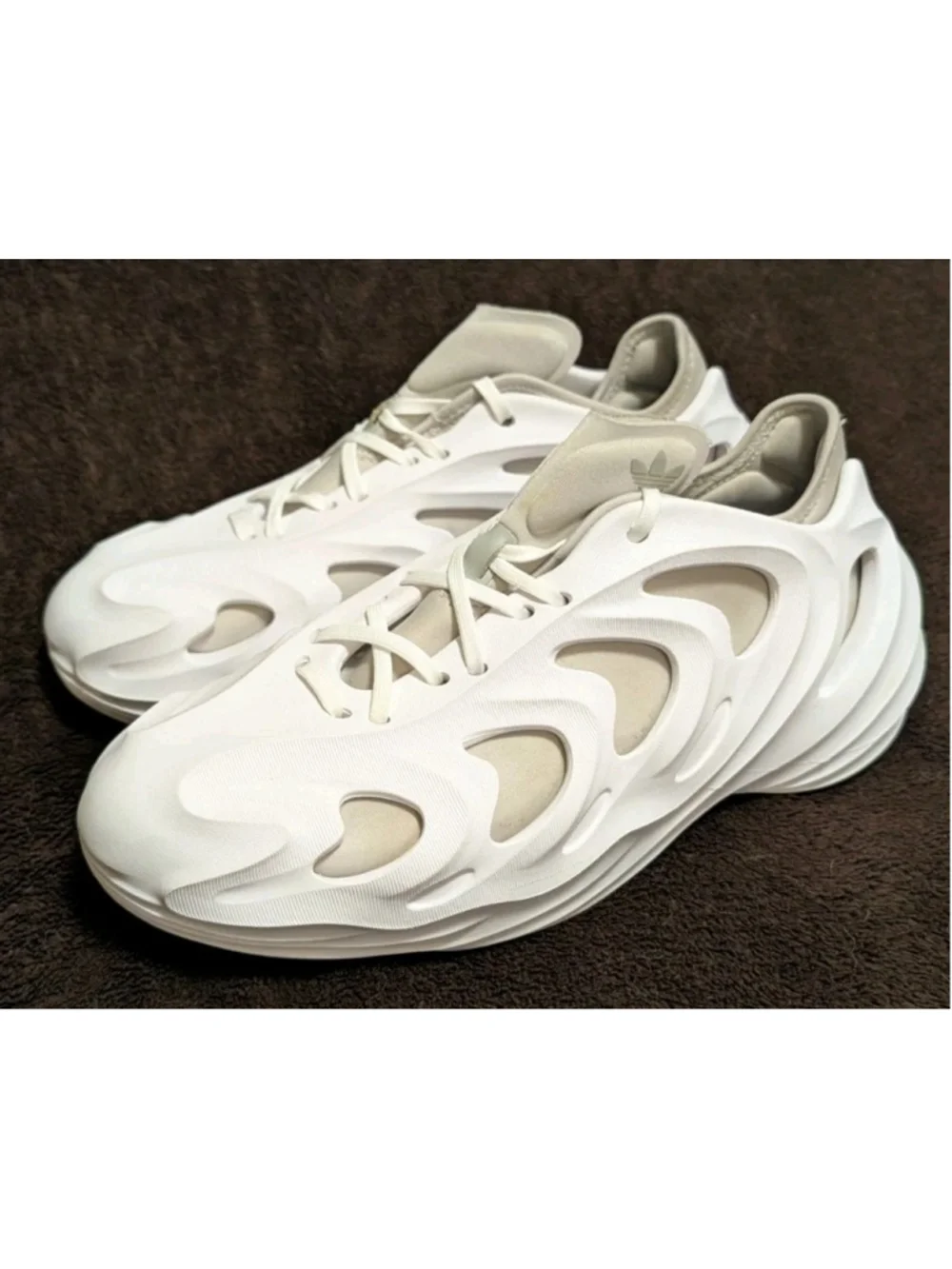Adidas AdiFoam Q White Aluminum Gray Mens US Size 10.5 F101